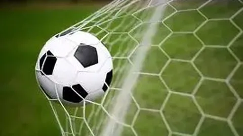 邓超分享家庭趣事：女儿睡前爱玩扑克牌